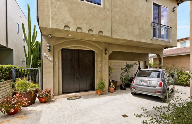 Foto del edificio - 2027 Butler Ave