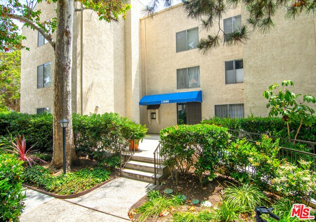 Building Photo - 13112 Summertime Ln