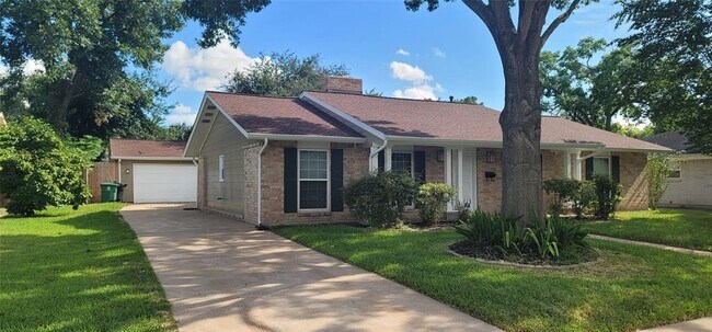 Building Photo - 7919 Neff St