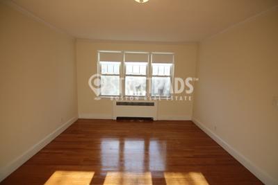 Foto principal - 1 bedroom in Boston MA 02135