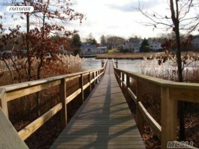 Building Photo - 9 Fiddler Crab Trail