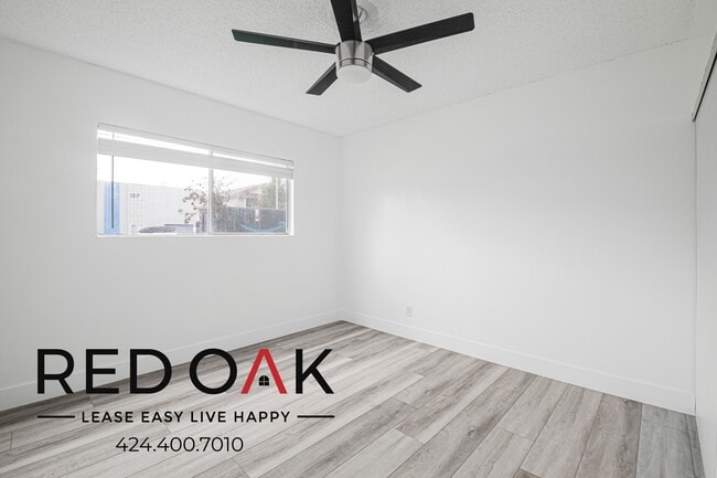 Building Photo - 630 N Cerritos Ave