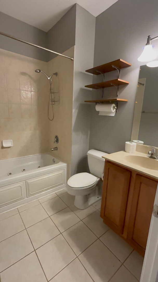 Foto del edificio - 1038 E 47th St