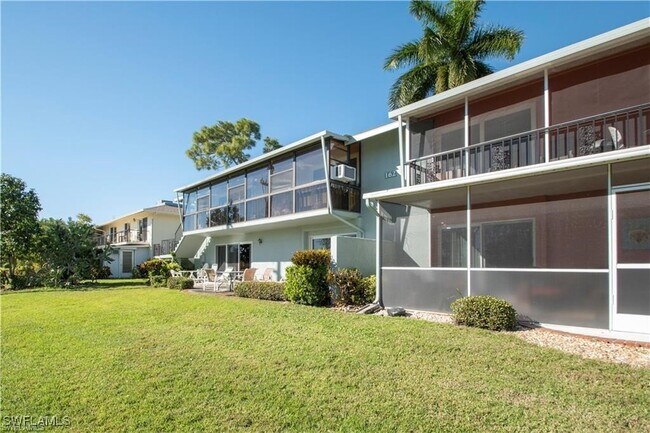 Foto del edificio - 162 Teryl Rd