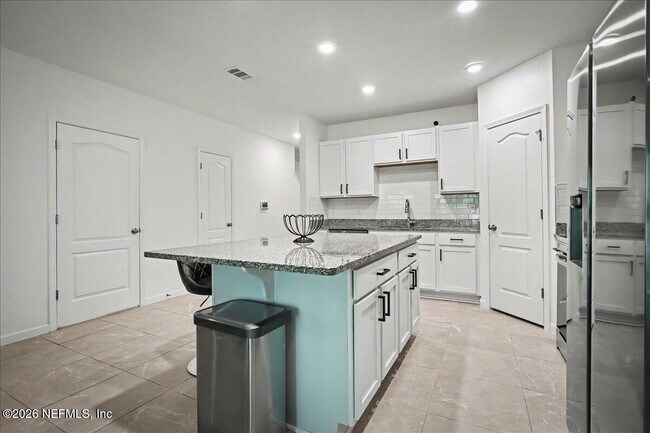 Building Photo - 3231 Penny Cove Ln