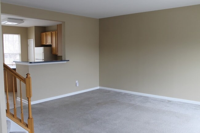 Building Photo - 6941 S Sentinel Ln