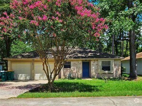 Building Photo - 33 N Wavy Oak Cir