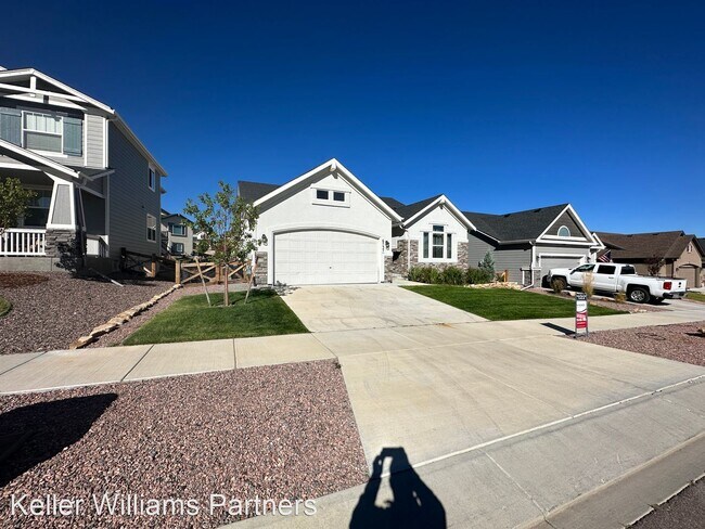 Foto del edificio - 5 br, 3 bath House - 6737 Sedgerock Ln