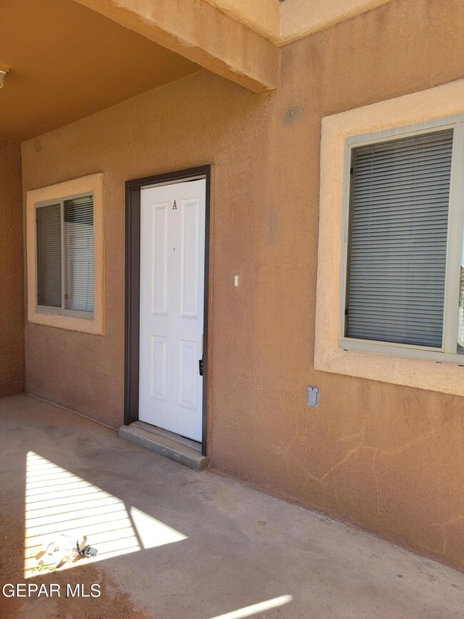 Foto del edificio - 3408 Blue Earth Ln
