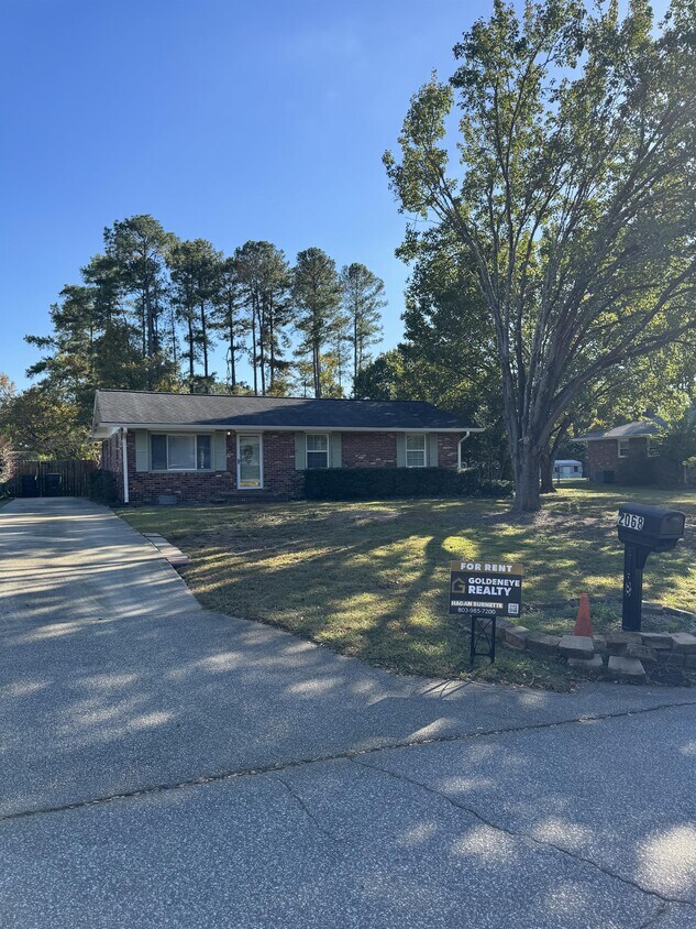 Foto principal - 2068 Franklin St