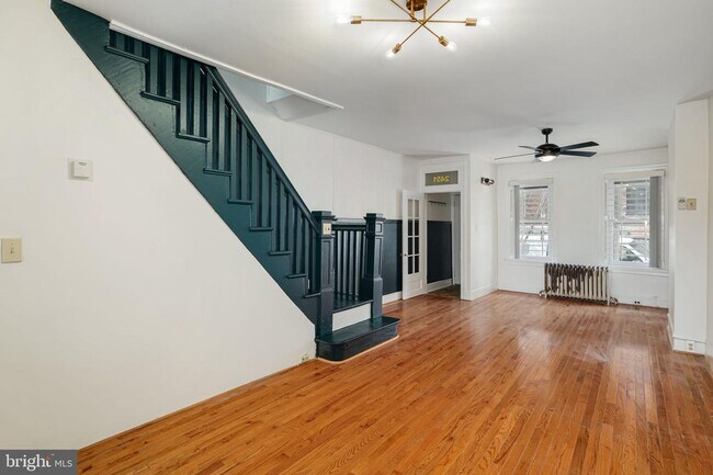 Foto del edificio - 2451 Jasper St