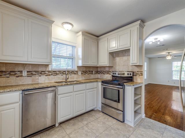 Foto del edificio - 3836 Van Ness Ln