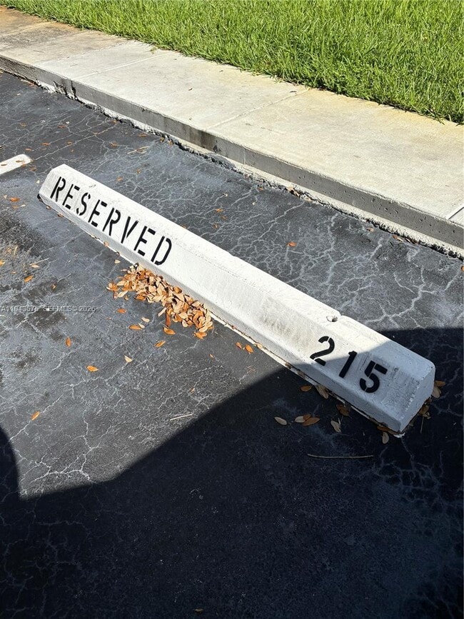 Foto del edificio - 5981 Washington St