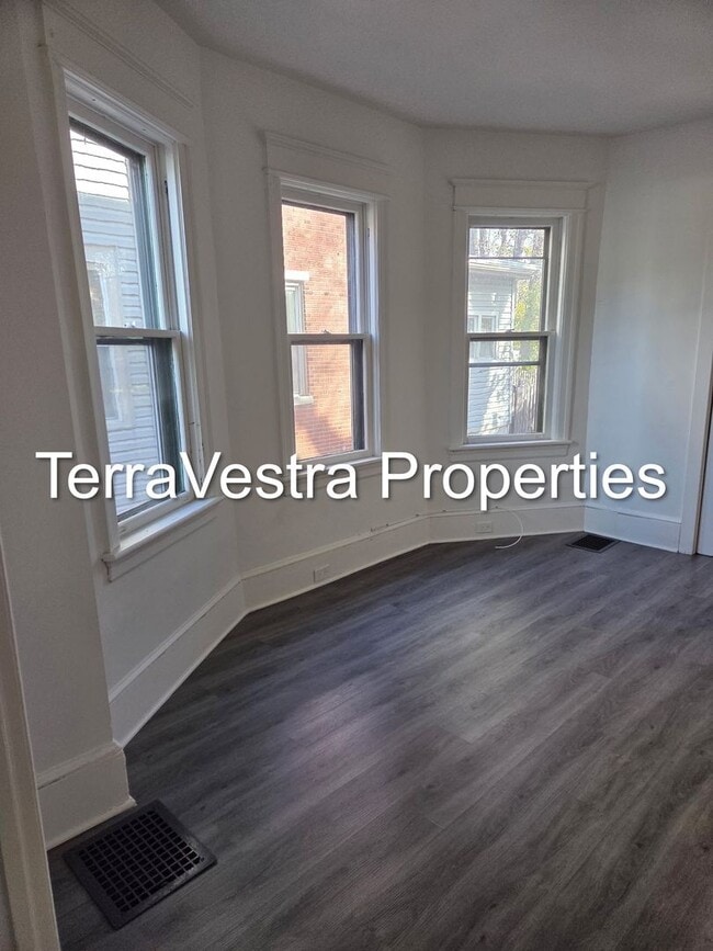 Foto del edificio - 28 W Madison Ave