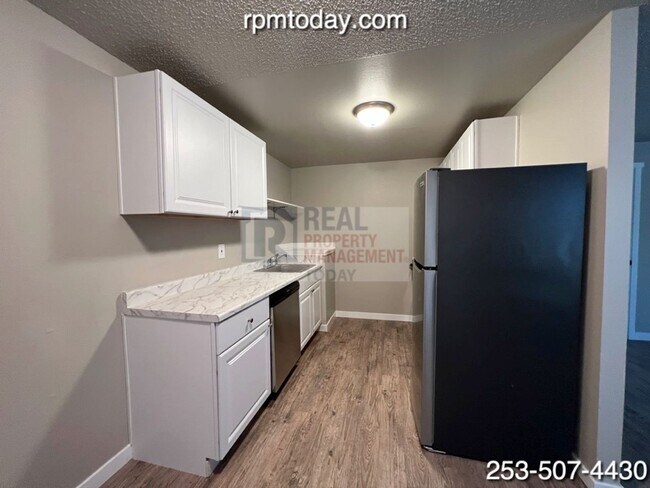 Foto del edificio - Cozy 2 Bedroom Duplex with Carport!