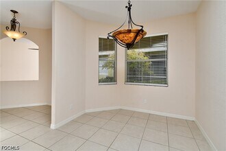 Building Photo - 4808 Fairloop Run