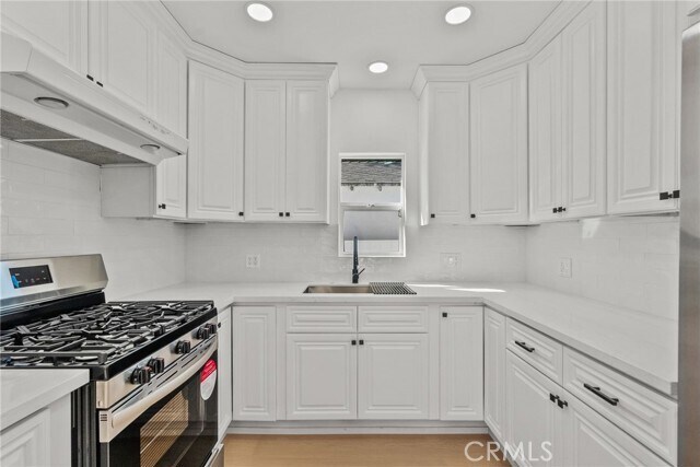 Foto del edificio - 5732 Stansbury Ave