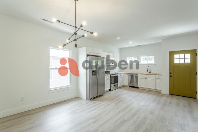 Foto del edificio - 1813 E 4th St