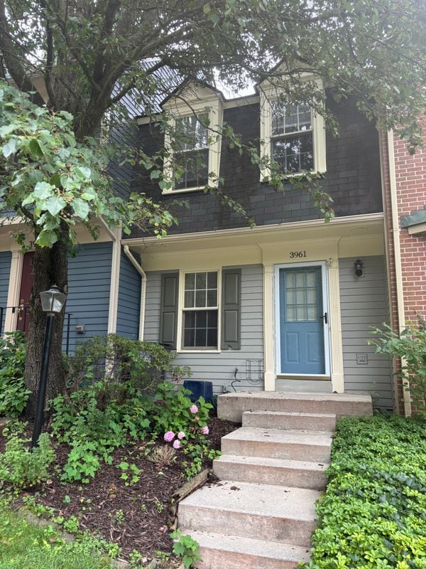 Building Photo - 3961 Conquest Ct