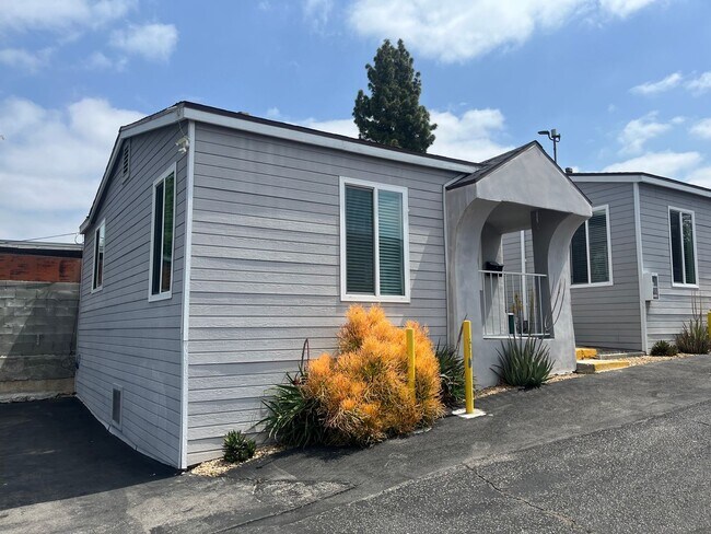 Building Photo - 3232 Verdugo Road