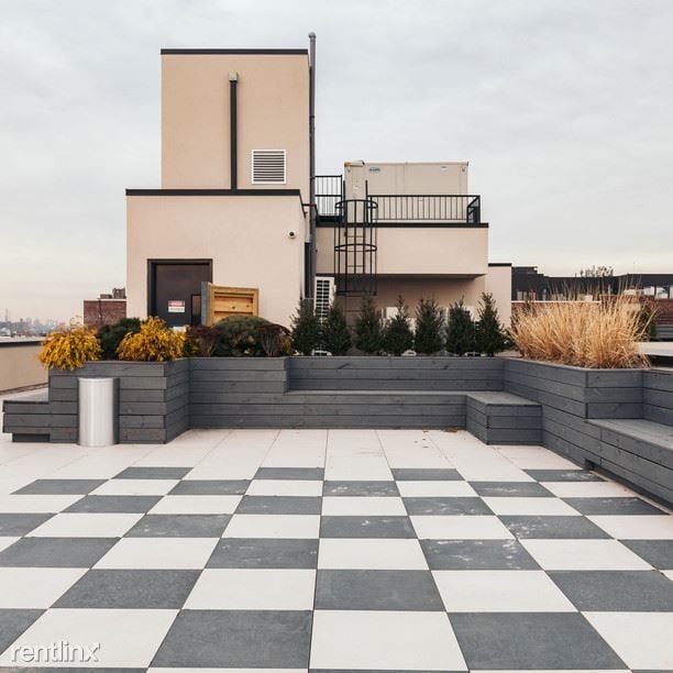 Building Photo - 803 Wyckoff Ave