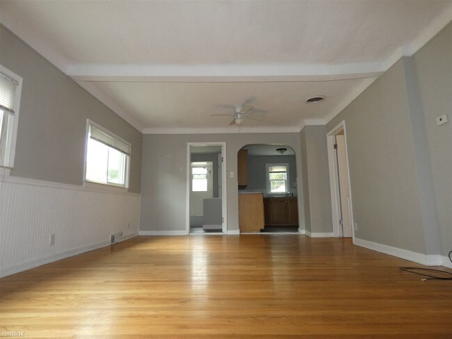 Building Photo - 2 br, 1 bath House - 2956 Hartline Dr