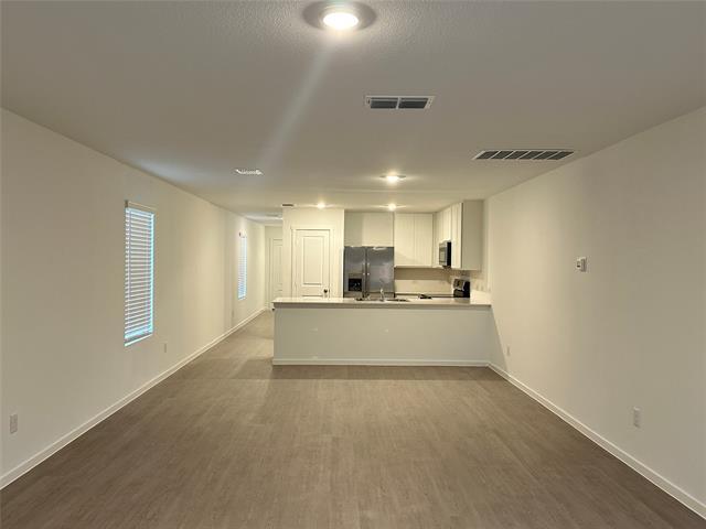 Building Photo - 6500 Longspur Ln