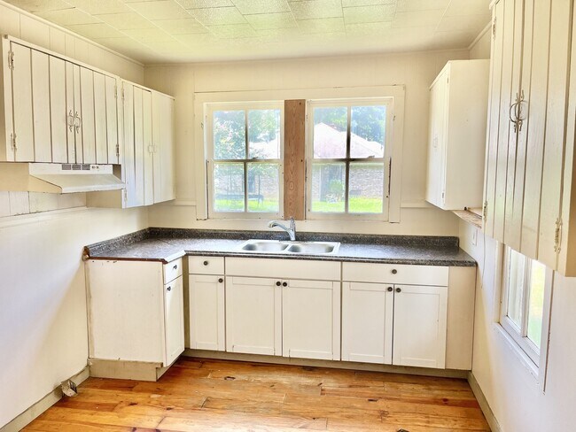Foto del edificio - 4488 Lemonwood Dr