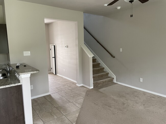 Kitchen dining combo - 11103 Belair Dr