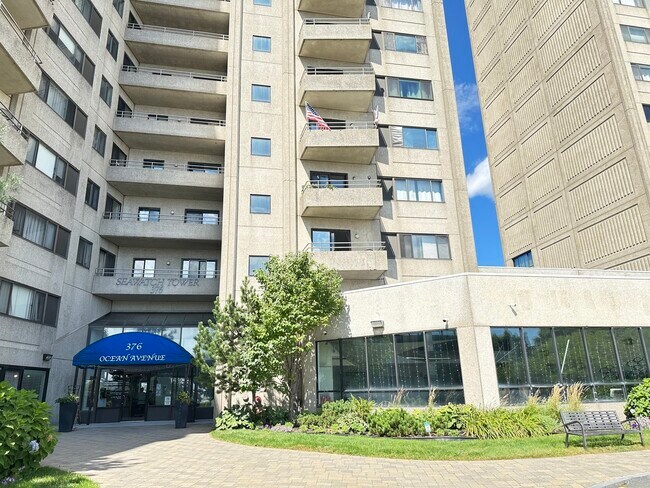 Foto del edificio - 376 Ocean Ave