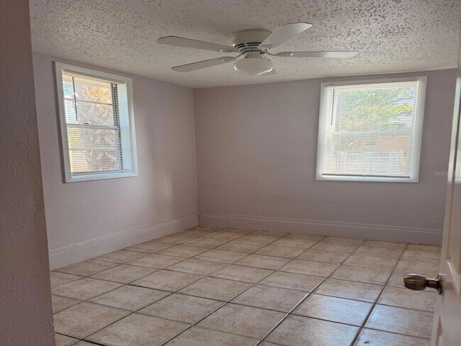 Foto del edificio - 1327 43rd St S