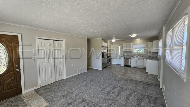 Foto del edificio - 1510 14th Ave SW