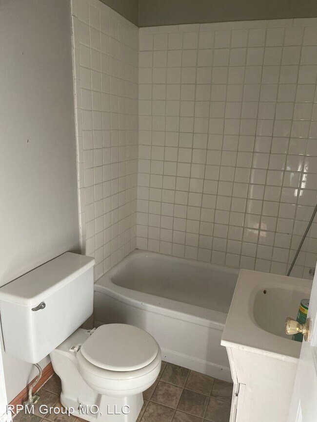 Foto del edificio - 4 br, 1.5 bath House - 1637 E Blaine Street