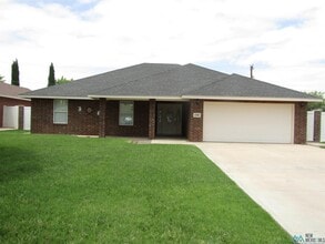 Building Photo - 1506 Northgate Pl