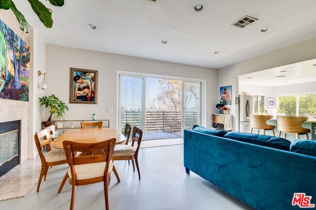 Foto del edificio - 467 Canyon Vista Dr