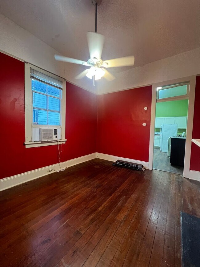 Foto del edificio - 3974 - 76 Annunciation Street