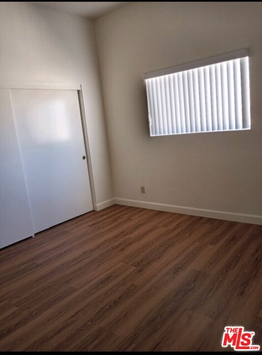 Foto del edificio - 4142 Rosewood Ave