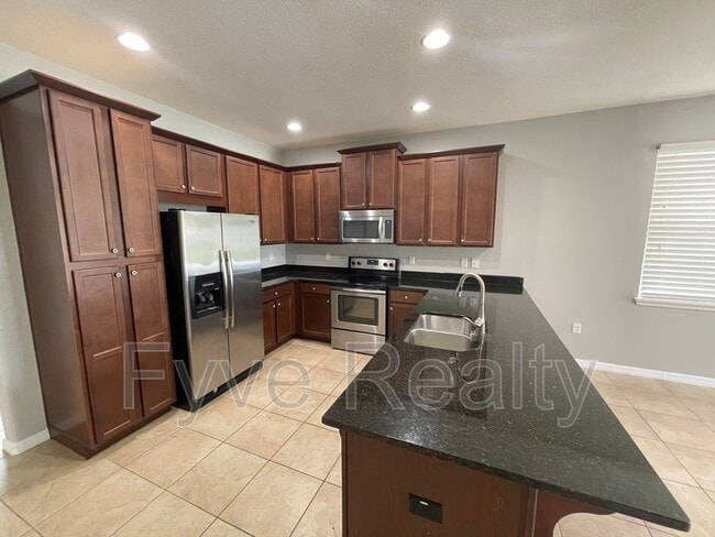Building Photo - 7343 Azalea Cove Cir