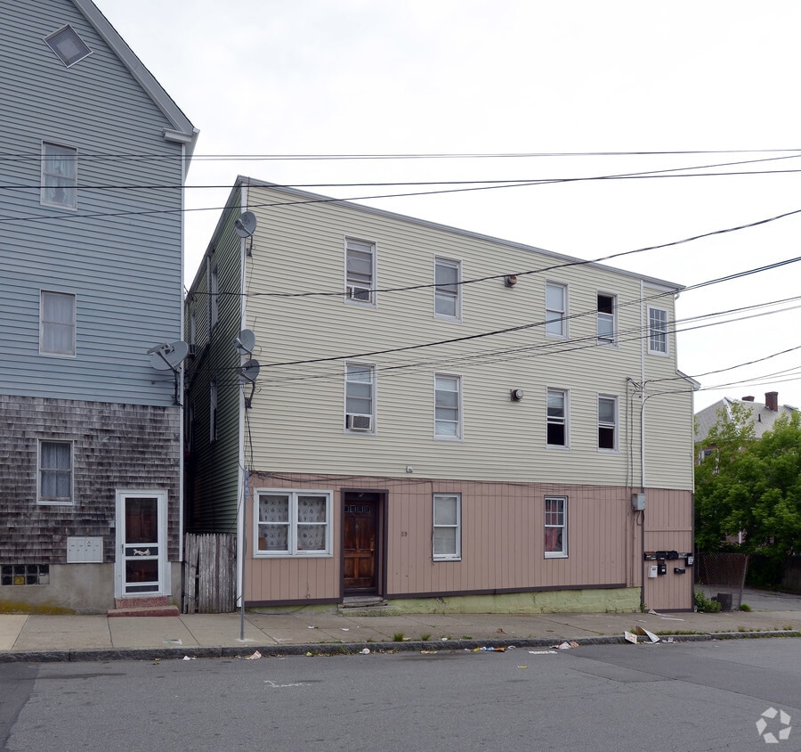 Building Photo - 59 Bullard St