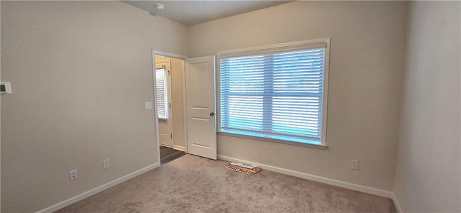 Building Photo - 3608 Hidden Valley Cir