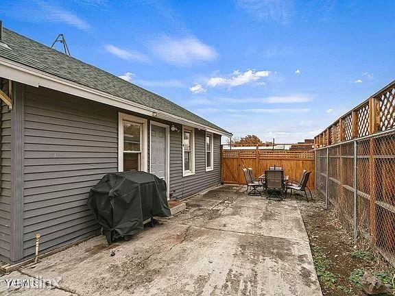 Building Photo - 2 br, 1 bath House - 10710 Hughes Rd