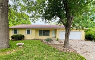 Building Photo - 521 N Walker Ln
