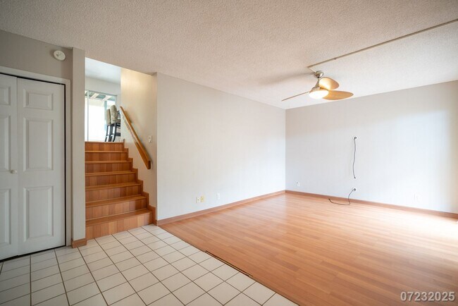 Building Photo - Move-In Ready! 3br, 2.5 ba in Makakilo, $3...
