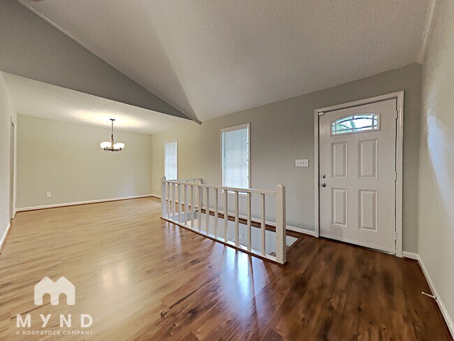 Foto del edificio - 2708 Shoemaker St