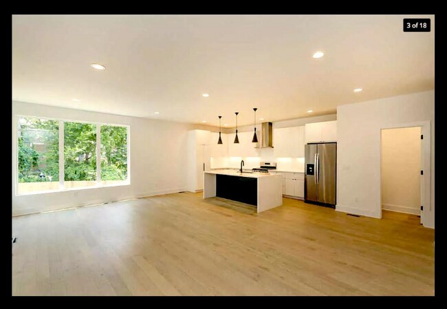 Foto del edificio - 2223 24th Ave N