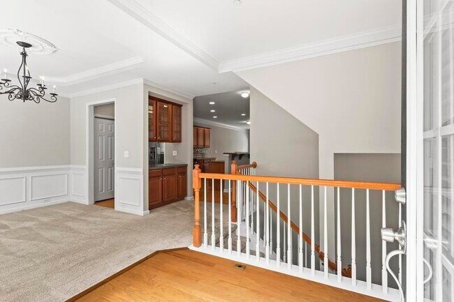 Foto del edificio - 338 Holbrook Rd