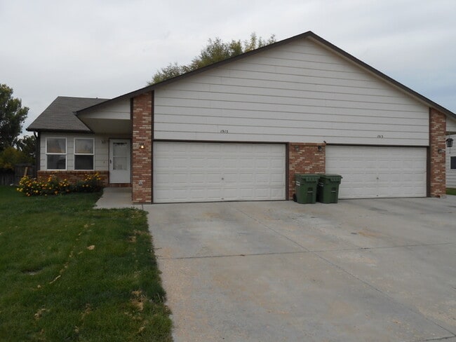 Foto del edificio - Three Bedroom Duplex in Greeley
