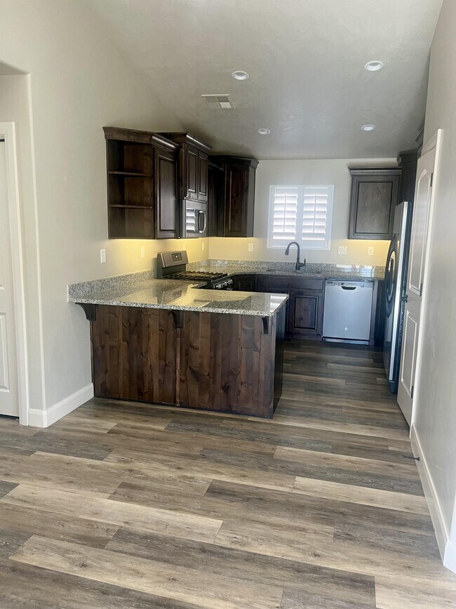 Foto del edificio - 662 W 2500 S