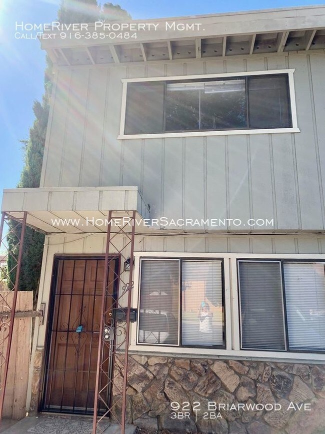 Building Photo - 922 Briarwood Dr