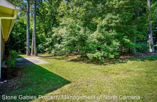Building Photo - 3 br, 2 bath House - 5765 Dobson Dr